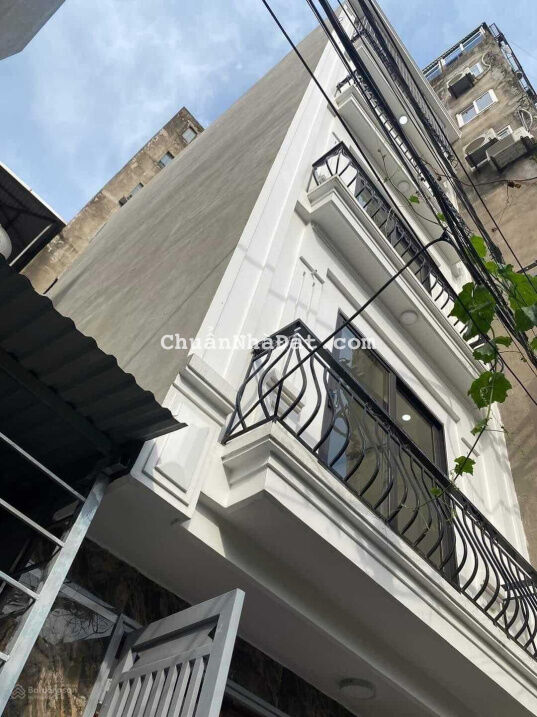 Bán nhà Xuân Đỉnh - Bắc Từ Liêm 32m2 x 5T x MT 3,5m. Dân xây, tặng NT. Giá 3,75 tỷ (TL)