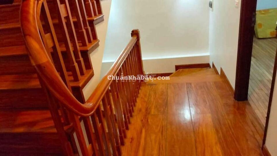 BÁN ĐẤT TẶNG NHÀ 3 TẦNG PHỐ THƯợNG CÁT, 335M, Ô TÔ VÀO NHÀ GIÁ 8.3 TỶ