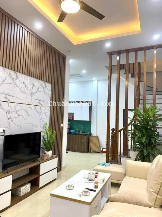 Siêu phẩm Tân Xuân, Bắc Từ Liêm 33m2 x 4T x MT 3,5m. Dân xây, tặng NT. Giá 3,3 tỷ (TL)