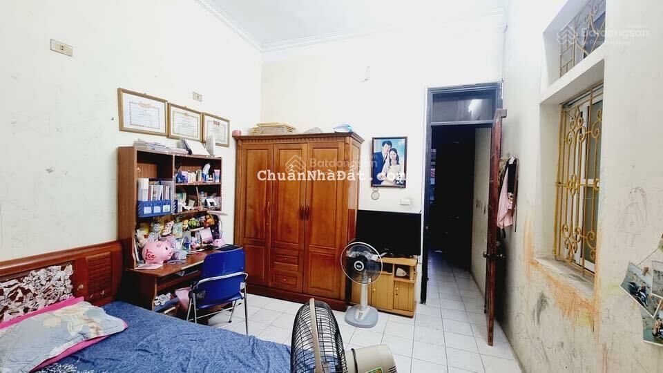 Bán gấp nhà Cầu Diễn, cách mặt đường 32 chỉ 20m, DT: 35m2, giá: 2.3 tỷ Bán gấp nhà Cầu Diễn, cách mặt đường 32 chỉ 20m, DT: 35m2, giá: 2.3 tỷ