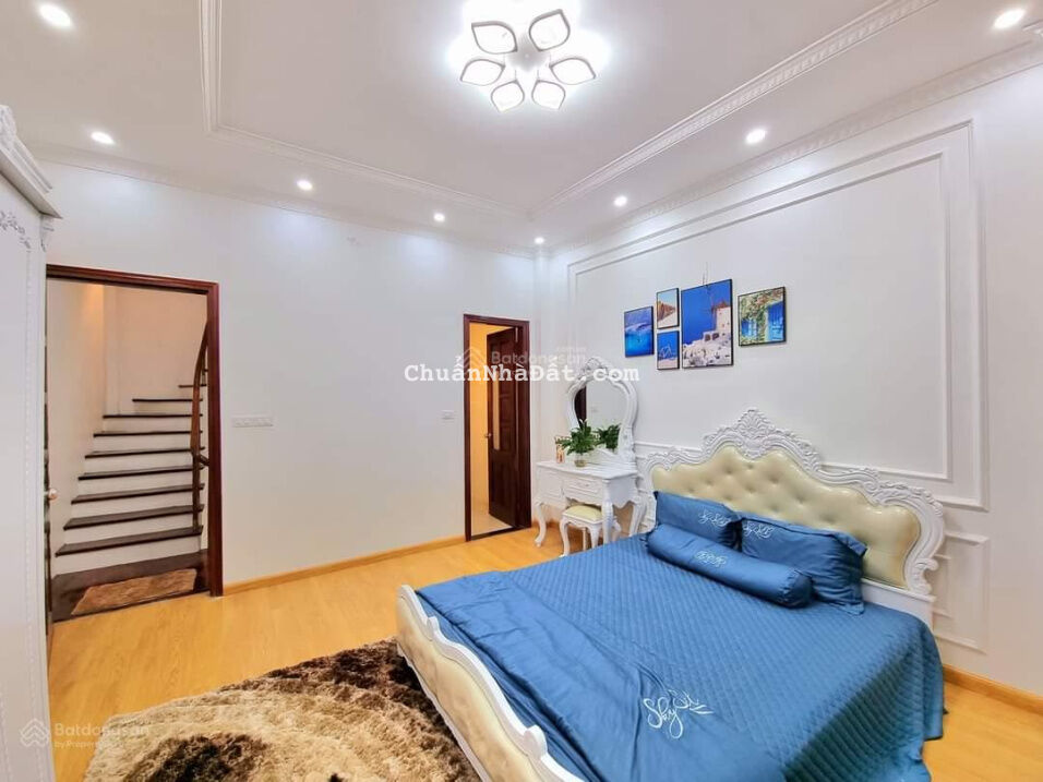 Bán nhà Văn Trì Bắc Từ Liêm 35m2x5T nhà mới ngõ nông - gần phố full NT. Chủ thiện chí, giá 3.1tỷ TL