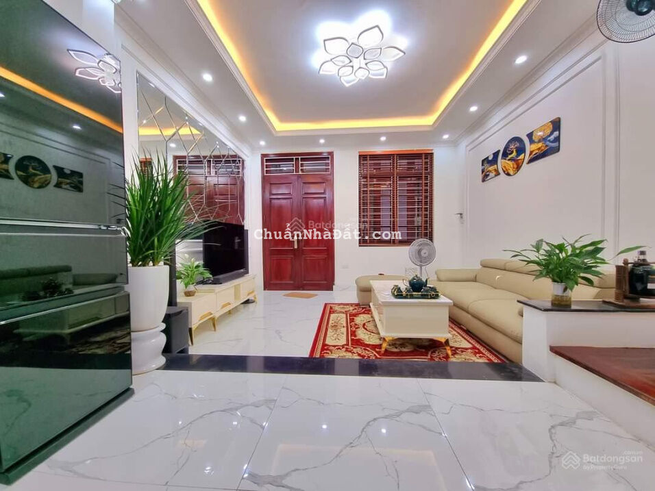 Bán nhà Văn Trì Bắc Từ Liêm 35m2x5T nhà mới ngõ nông - gần phố full NT. Chủ thiện chí, giá 3.1tỷ TL