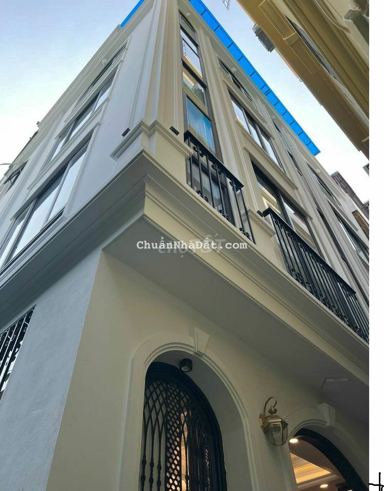 Nhỉnh 3 tỷ nhà Cầu Diễn-35m2-5 tầng-xây mới-cách đường 32 chỉ 100m