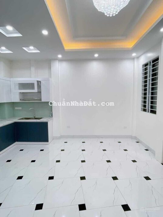 Bán gấp, giá chỉ 3.5 tỷ (TL). Nhà đẹp Cầu Diễn, Bắc Từ Liêm 35m2x5T, lô góc, ngõ thông, kinh doanh