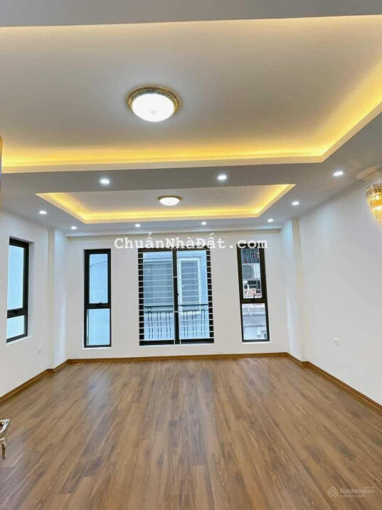 Bán gấp, giá chỉ 3.5 tỷ (TL). Nhà đẹp Cầu Diễn, Bắc Từ Liêm 35m2x5T, lô góc, ngõ thông, kinh doanh