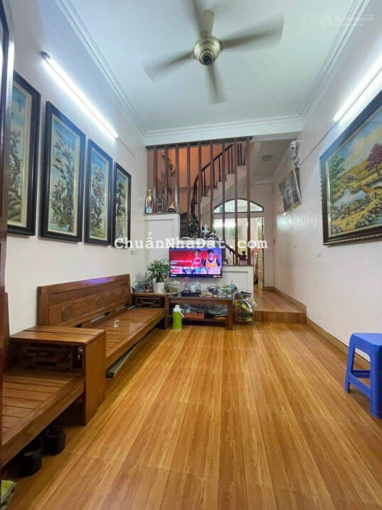 Bán gấp nhà đẹp dân xây Phú Diễn. Ô tô con qua cửa, 36m2, giá: Nhỉnh 3 tỷ, LH: 0978685116 Bán gấp nhà đẹp dân xây Phú Diễn. Ô tô con qua cửa, 36m2, giá: Nhỉnh 3 tỷ, LH: 0978685116