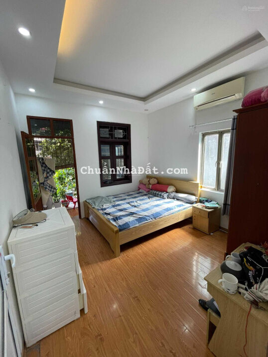 Bán nhà đẹp phố Trần Cung, 4.5 tỷ, DT 38m2 x 5 tầng. Ngõ 3 gác Bán nhà đẹp phố Trần Cung, 4.5 tỷ, DT 38m2 x 5 tầng. Ngõ 3 gác