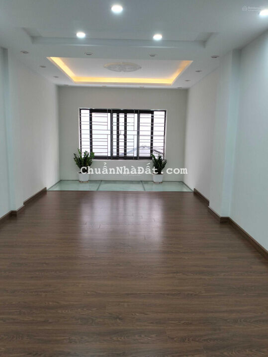 Bán nhà đẹp phố Trần Cung, 4.5 tỷ, DT 38m2 x 5 tầng. Ngõ 3 gác Bán nhà đẹp phố Trần Cung, 4.5 tỷ, DT 38m2 x 5 tầng. Ngõ 3 gác