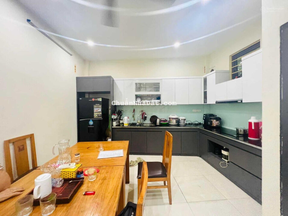 Bán gấp nhà Xuân Đỉnh, Bắc Từ Liêm 40m2 x 5T x MT 4m. 20m ô tô tránh, Ở Ngay. Giá 4,5 tỷ (TL)