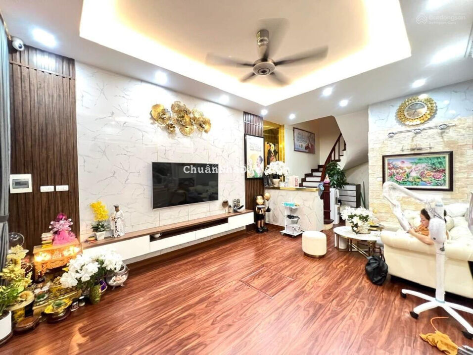 Cần bán gấp - nhà Xuân Đỉnh - Từ Liêm - 15m ra mặt phố - 6 tầng - nhà đẹp - kinh doanh, ô tô đỗ cửa