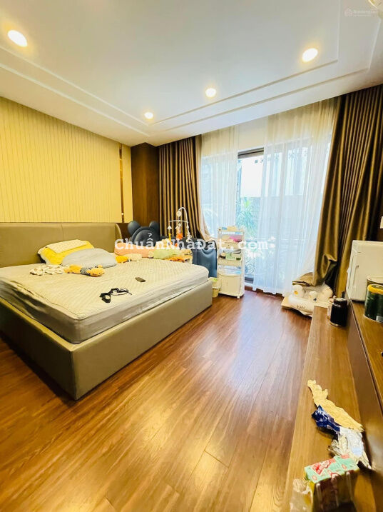 Chính chủ bán nhà phố Xuân Đỉnh, 48m2, 6 tầng, kinh doanh, ô tô đỗ cửa, 6,6 tỷ