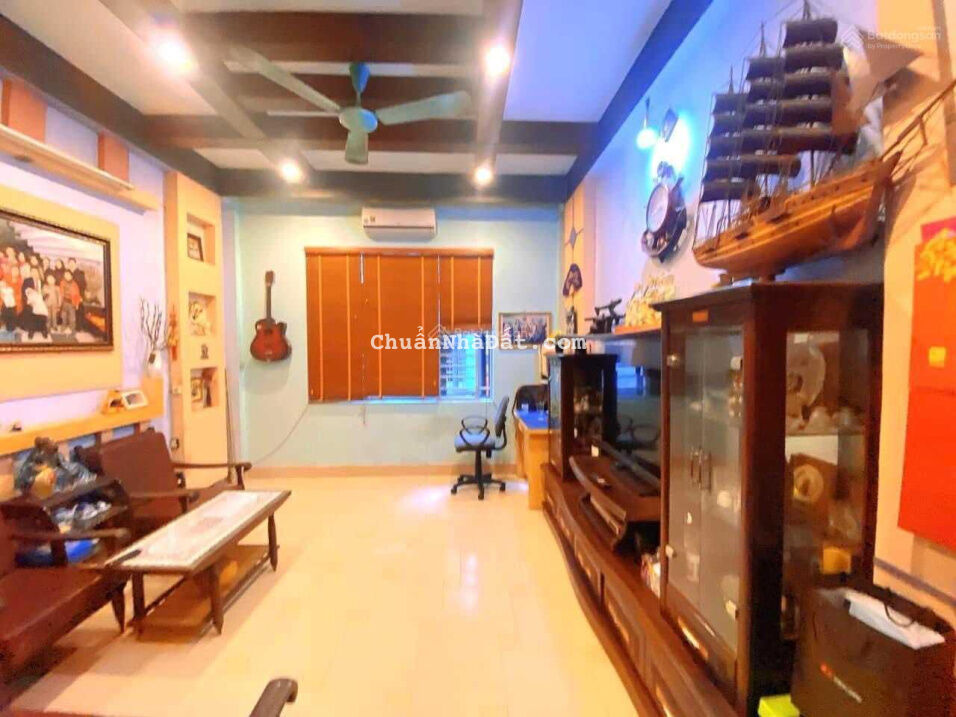 Nhà mới Phạm Văn Đồng, Bắc Từ Liêm ô tô tránh kinh doanh 5 tầng 56m2