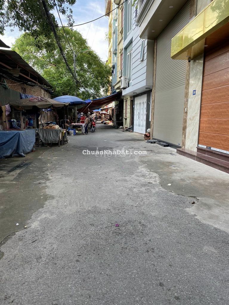 BÁN ĐẤT TẶNG NHÀ C4 - TƯƠNG LAI RA MẶT PHỐ - XÂY CCMN HÁI RA TIỀN.