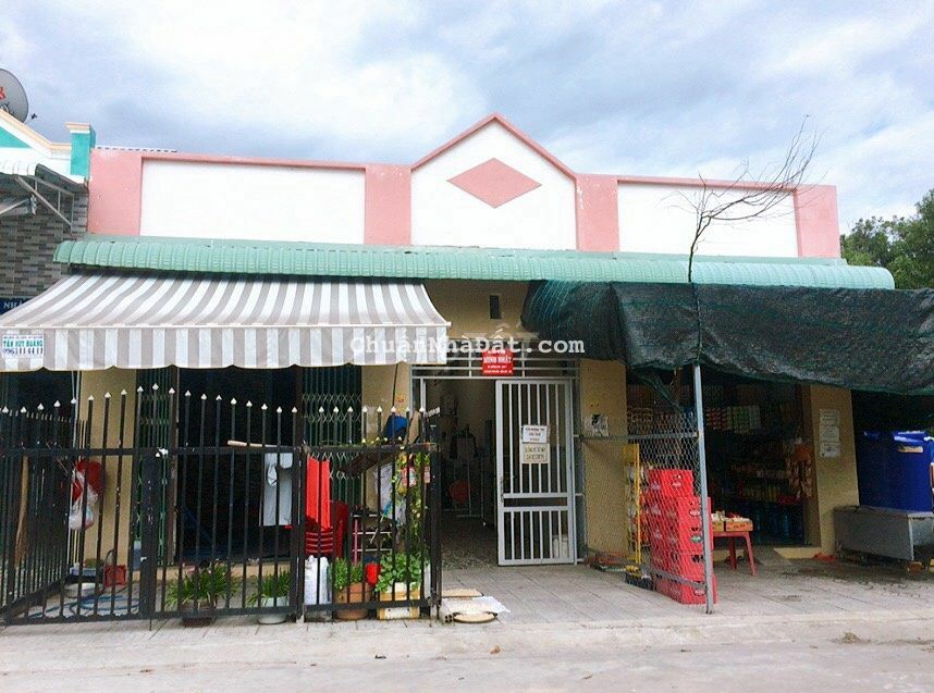 VIB thanh lý dãy trọ 300m2 mới sát chợ Bình Dương giá 1.8 tỷ / dãy