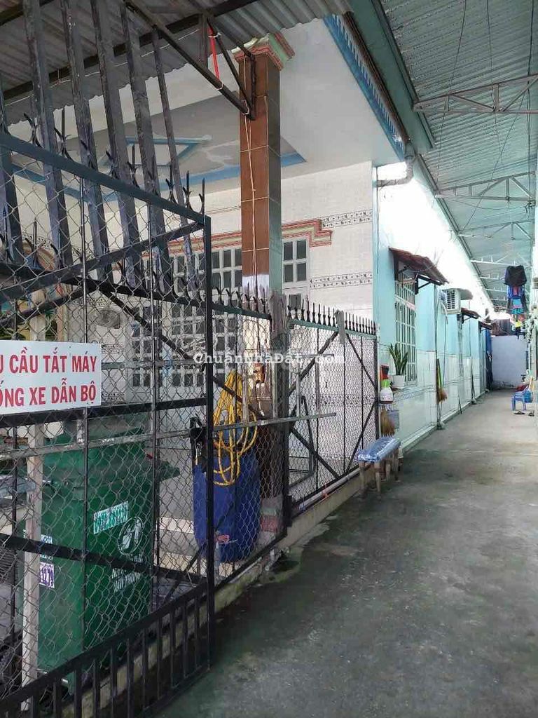 BÁN LÔ ĐẤT TẶNG NHÀ CẤP 4 - kèm dãy trọ