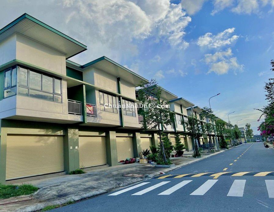 Cần Bán Căn 2 Tầng Oasis City - Giá Tốt 1,9 Tỷ