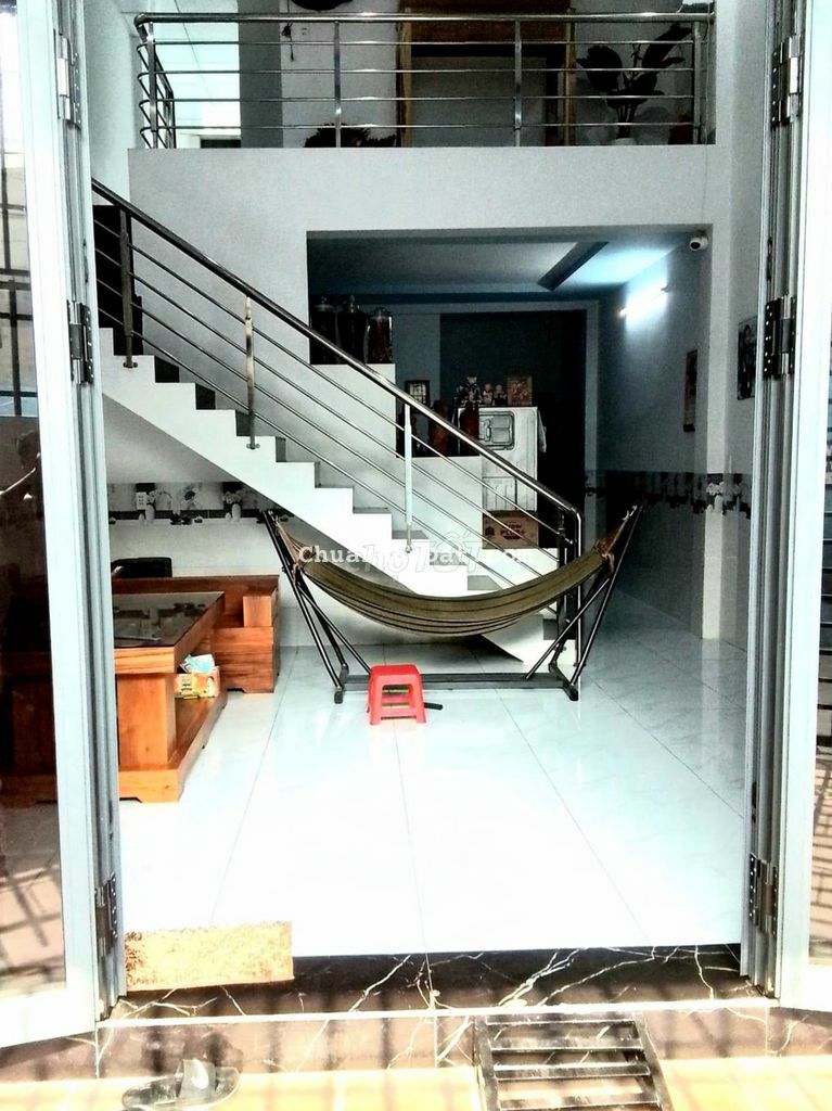 Cần tiền bán gấp căn nhà cấp 4 cách chợ Chánh Lưu 300m