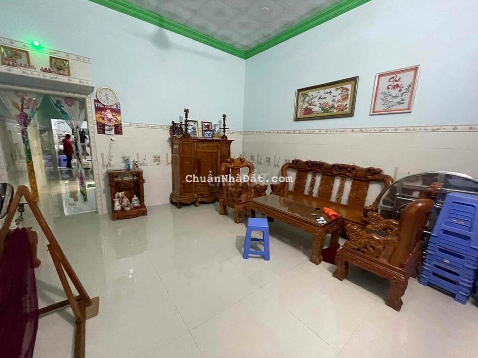 Bán nhà 110m2 Nhựt Chánh, Bến Lức, Long An