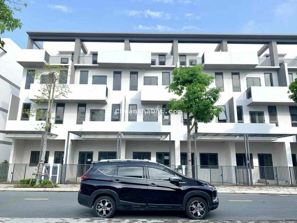 Bán nhà phố The Pearl Riverside Bến Lức, 2,8 tỷ, công chứng ngay