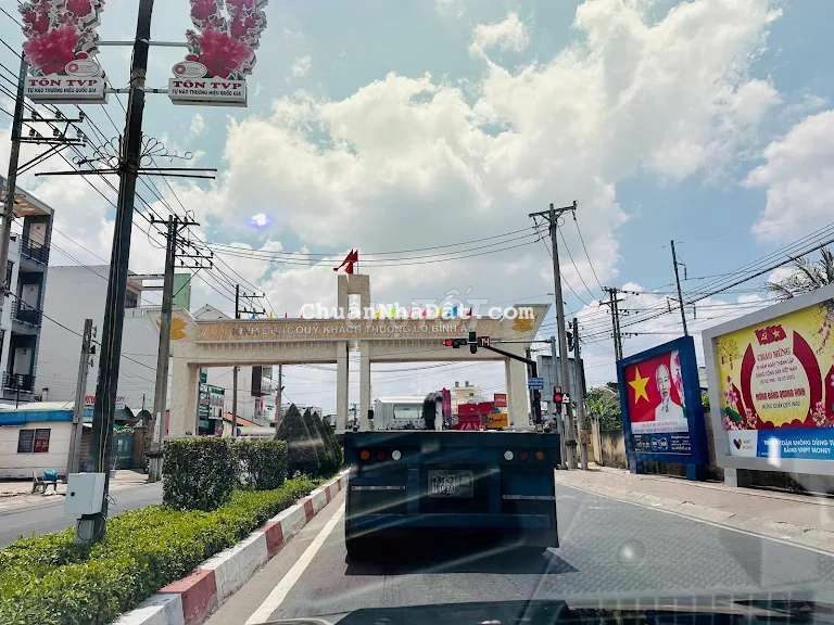 Nhà mặt tiền PHAN VĂN MÃNG - THỊ TRẤN BẾN LỨC Nhà mặt tiền PHAN VĂN MÃNG - THỊ TRẤN BẾN LỨC