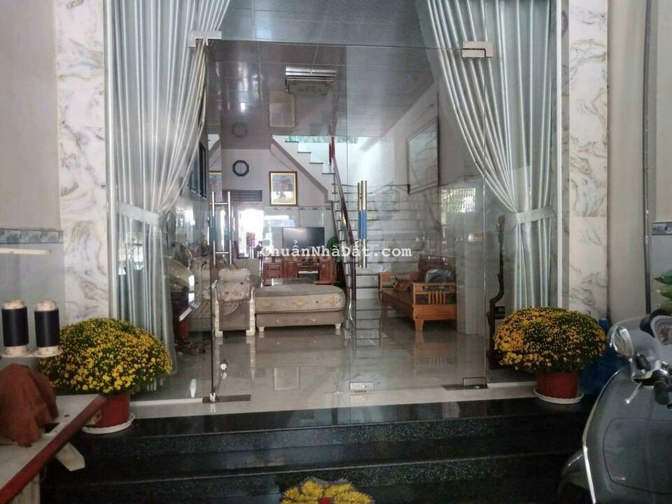 BÁN NHÀ MT TL885 GẦN CHỢ GIỮA. PHÚ HƯNG. BT