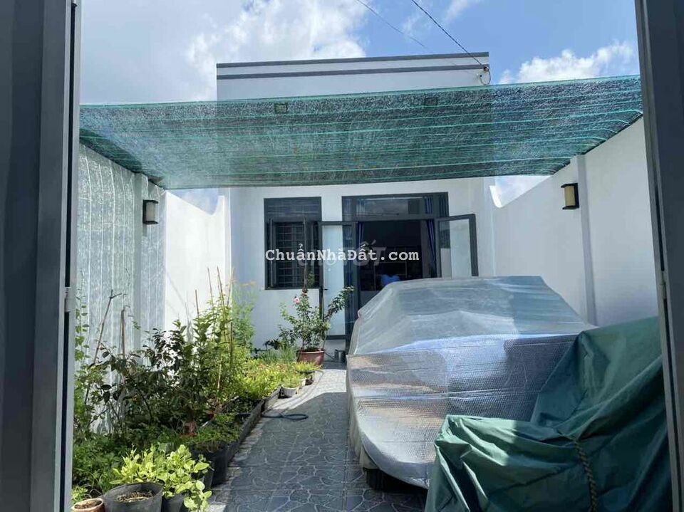 Bán nhà đẹp full thổ xe oto 7 chỗ vào tận nhà Phú Hưng, TP Bến Tre