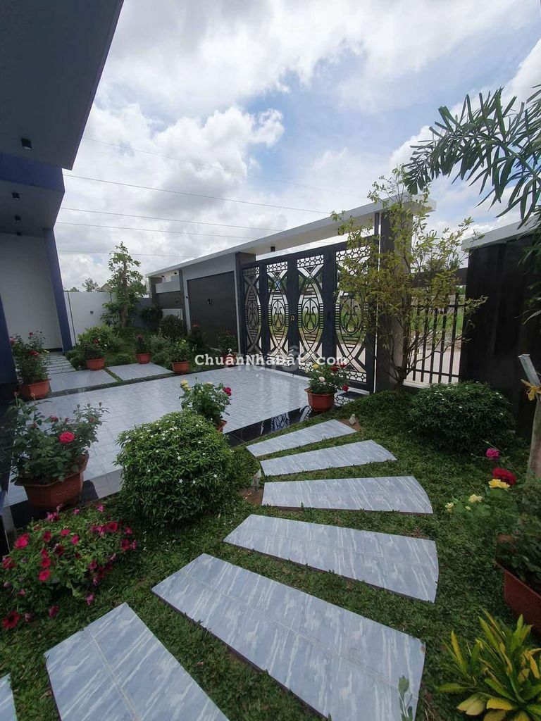 BÁN BIỆT THỰ Phú Tân bến Tre BÁN BIỆT THỰ Phú Tân bến Tre