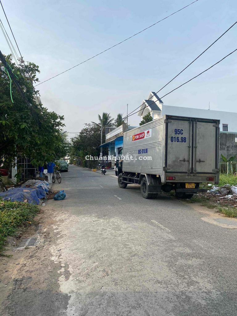 NHÀ TRỆT LẦU MỚI MẶT TIỀN ĐƯỜNG LÊ HỒNG NHI, CÁI RĂNG NHÀ TRỆT LẦU MỚI MẶT TIỀN ĐƯỜNG LÊ HỒNG NHI, CÁI RĂNG