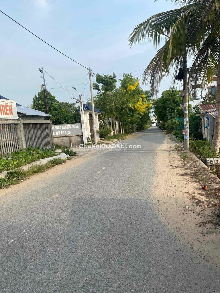 NHÀ TRỆT LẦU MỚI MẶT TIỀN ĐƯỜNG LÊ HỒNG NHI, CÁI RĂNG NHÀ TRỆT LẦU MỚI MẶT TIỀN ĐƯỜNG LÊ HỒNG NHI, CÁI RĂNG