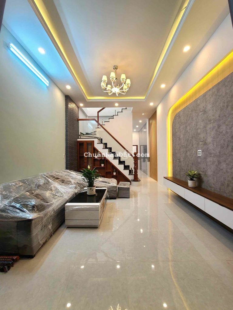 Nhà mặt tiền Lê Hồng Nhi Ba Láng Cần Thơ. TN