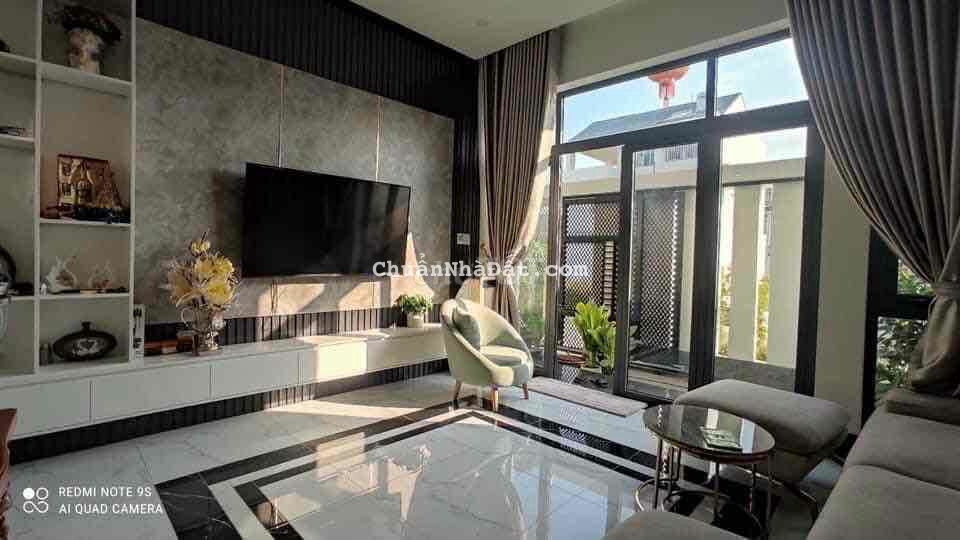 BÁN BIỆT THỰ 1 TRỆT 2 LẦU NỘI THẤT KDC  NAM LONG 2 VỊ TRÍ ĐẸP