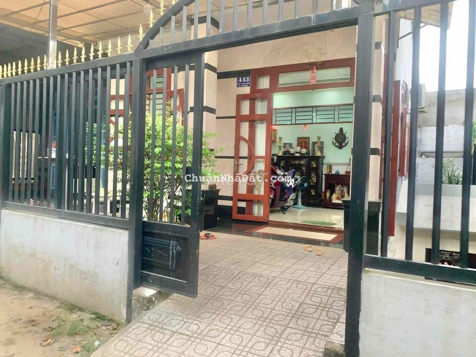 Nhà Đường Lê Hồng Nhi, Ba Láng, Cái Răng, TP. Cần Thơ.