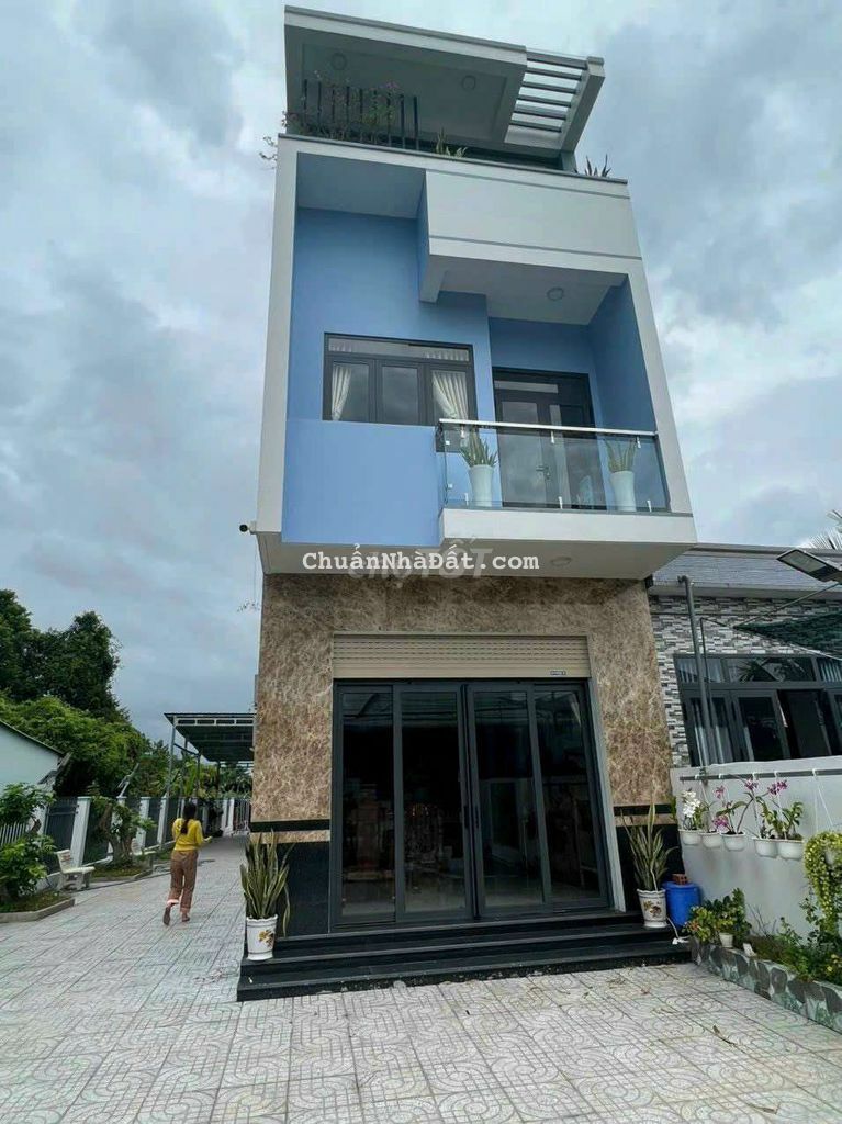 NHÀ 2 LẦU + SÂN VƯỜN RỘNG- ĐƯỜNG HÀNG GÒN, CÁI RĂNG, TP CÂBF THƠ