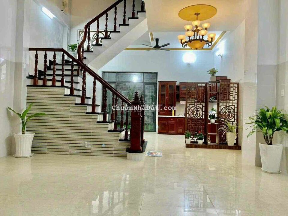 CHỈ 5 TỶ - NHÀ 3 LẦU GẦN TR CHUYÊN LT TRỌNG KDC NAM LONG CT