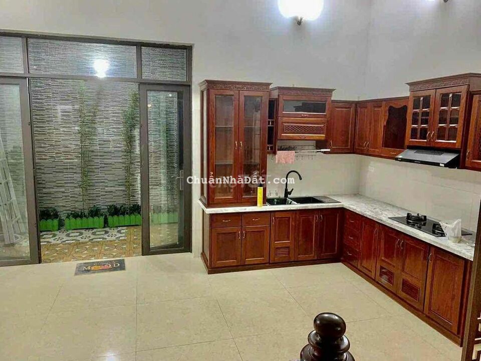 CHỈ 5 TỶ - NHÀ 3 LẦU GẦN TR CHUYÊN LT TRỌNG KDC NAM LONG CT