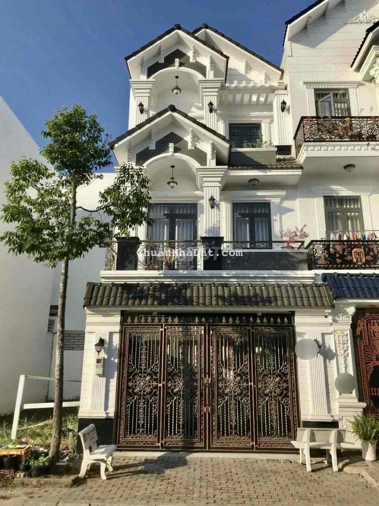 bán nhà 1 trệt 2 lầu kdc nam long 2 giá 5,2 tỷ bán nhà 1 trệt 2 lầu kdc nam long 2 giá 5,2 tỷ