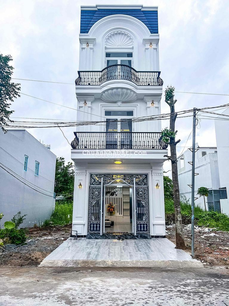 NHÀ PHỐ 2 LẦU KHU HỒNG LOAN CÁCH QL 1A 300M