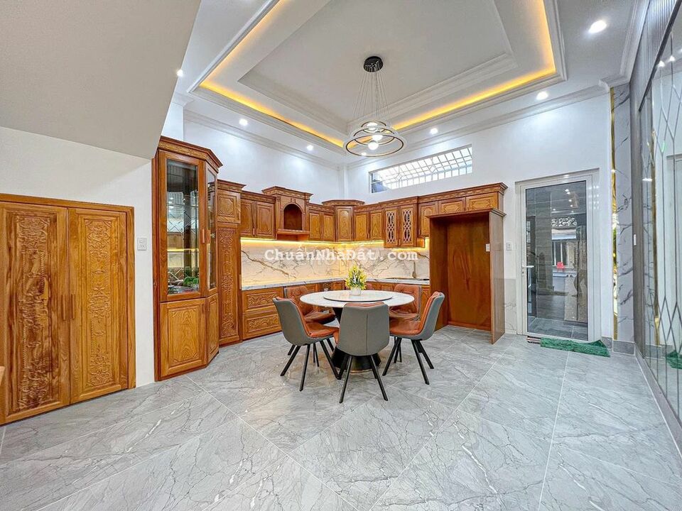 Nhà mới 1 trệt 2 lầu đường D7 KDC Hồng Loan, Cái Răng, Cần Thơ