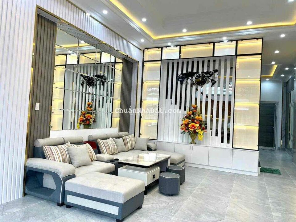 Nắm chủ. Nhà 2 lầu, đường D7, Khu Hồng Loan, Cái Răng, TP. Cần Thơ.