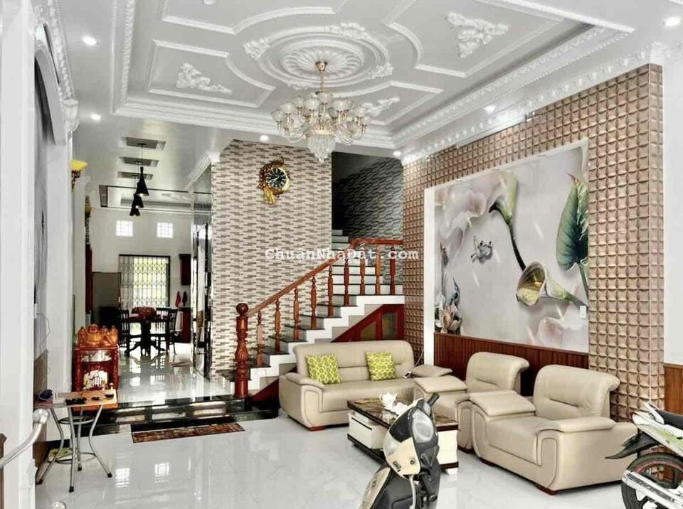 Nhà 3 lầu Đường B12, KDC Hưng Phú 1, TP. Cần Thơ. Có thang máy