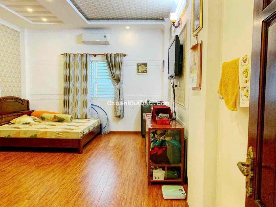 BÁN NHÀ 2 LẦU MỚI TUYỆT ĐẸP KDC HƯNG PHÚ