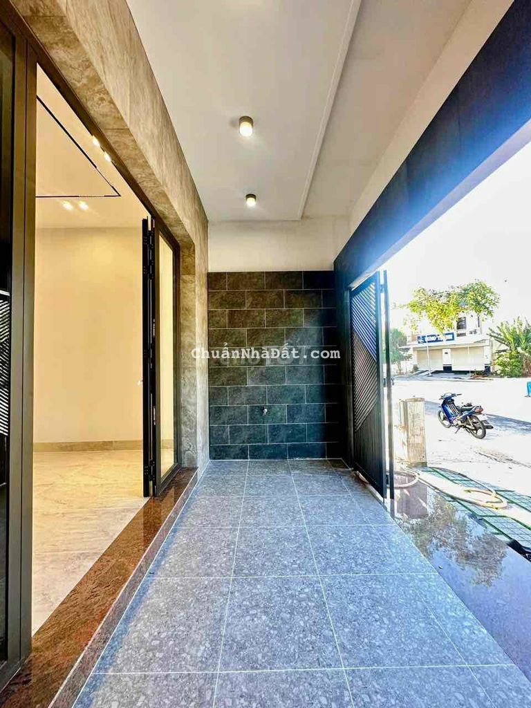 7.8TỶ TL - NHÀ MỚI 3 LẦU ĐỐI DIỆN CÔNG VIÊN KDC VH TÂY ĐÔ CT 7.8TỶ TL - NHÀ MỚI 3 LẦU ĐỐI DIỆN CÔNG VIÊN KDC VH TÂY ĐÔ CT