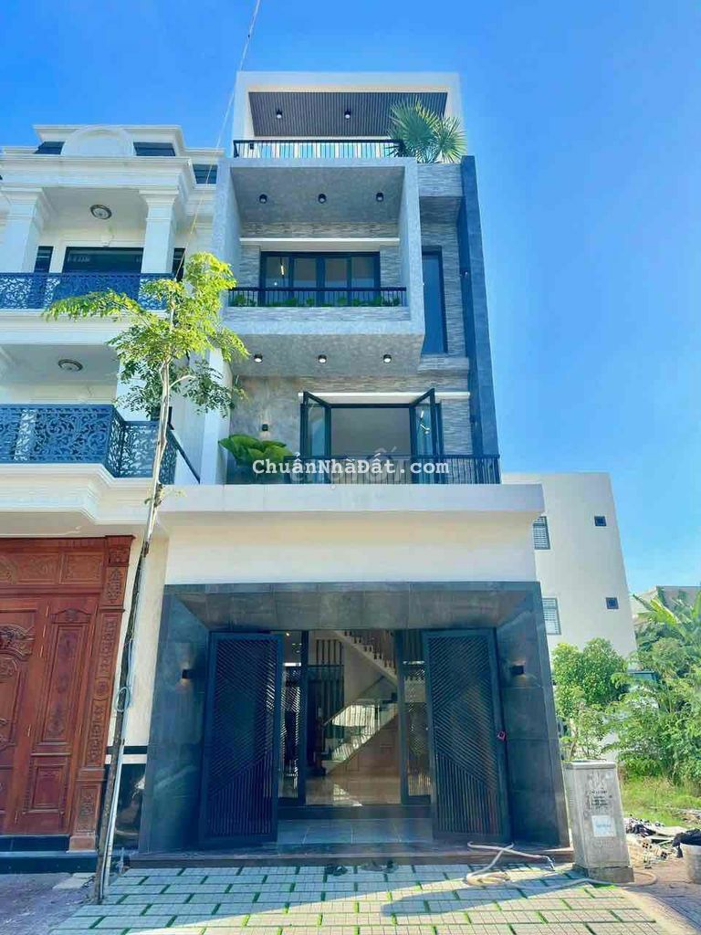 7.8TỶ TL - NHÀ MỚI 3 LẦU ĐỐI DIỆN CÔNG VIÊN KDC VH TÂY ĐÔ CT 7.8TỶ TL - NHÀ MỚI 3 LẦU ĐỐI DIỆN CÔNG VIÊN KDC VH TÂY ĐÔ CT