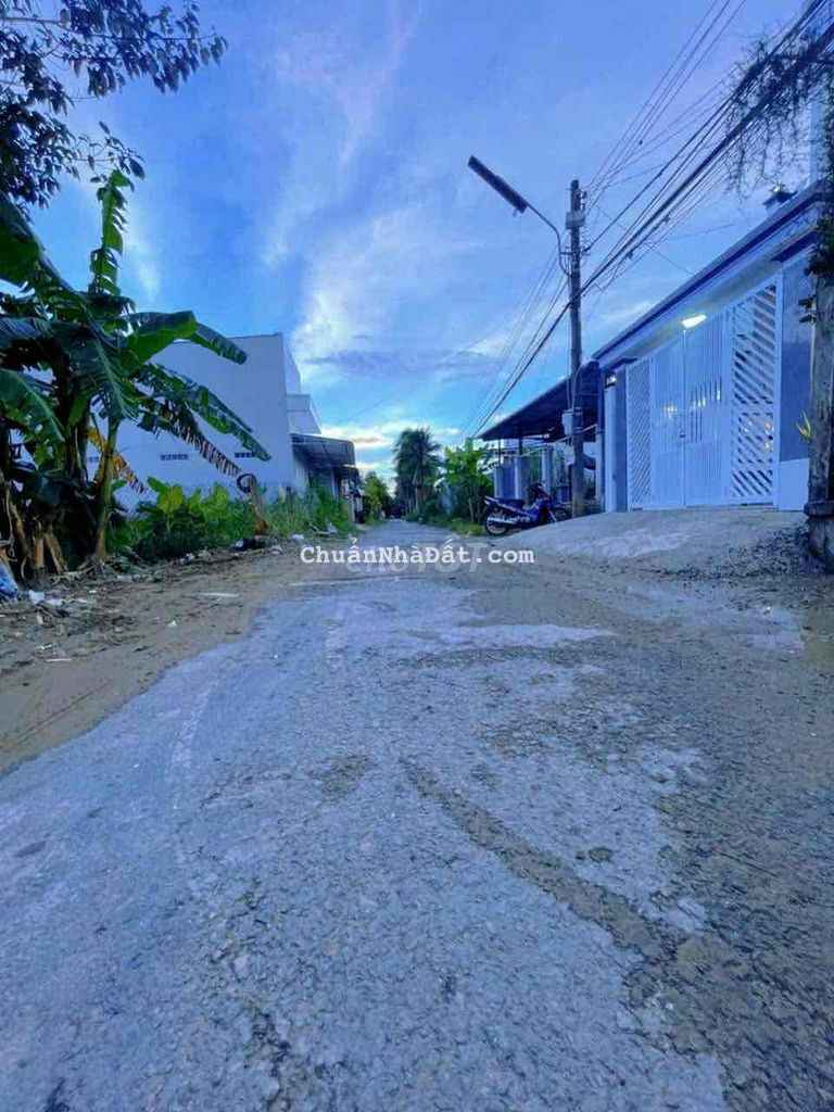 NHÀ MẶT TIỀN ĐƯỜNG HÀNG GÒN CÓ SÂN ĐẬU OTO QUẬN CÁI RĂNG