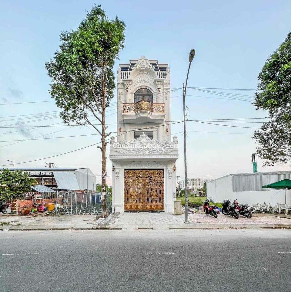 Bán nhà 3 lầu mới xây khu Văn Hoá Tây Đô , Nội thất cao cấp gần chợ