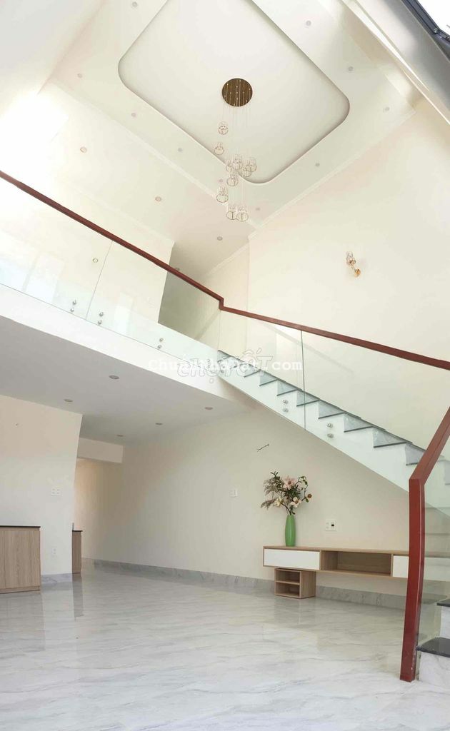 -NHÀ MÊ MỚI,ĐỐI DIỆN UBND XÃ CUÔR ĐĂNG-