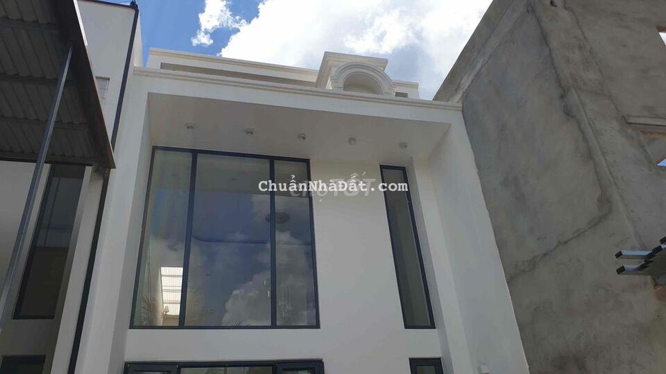 -NHÀ MÊ MỚI,ĐỐI DIỆN UBND XÃ CUÔR ĐĂNG-