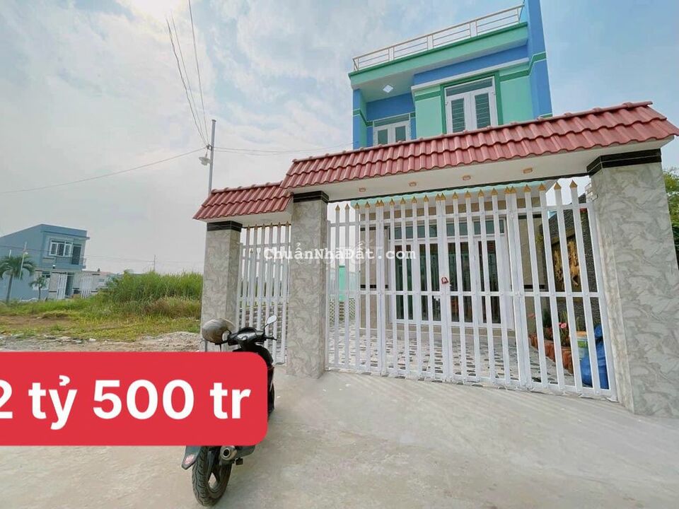 Chủ kẹt cần bán gấp nhà khu dân cư Mỹ Lộc