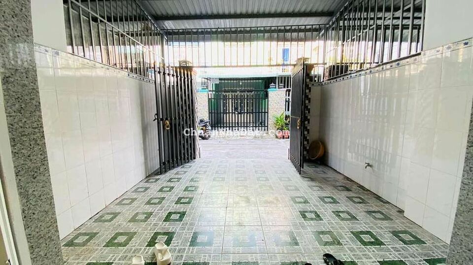 Cần bán nhà cực đẹp , k lộ giới, 1T_1L. SHR, sau chợ Hưng Long