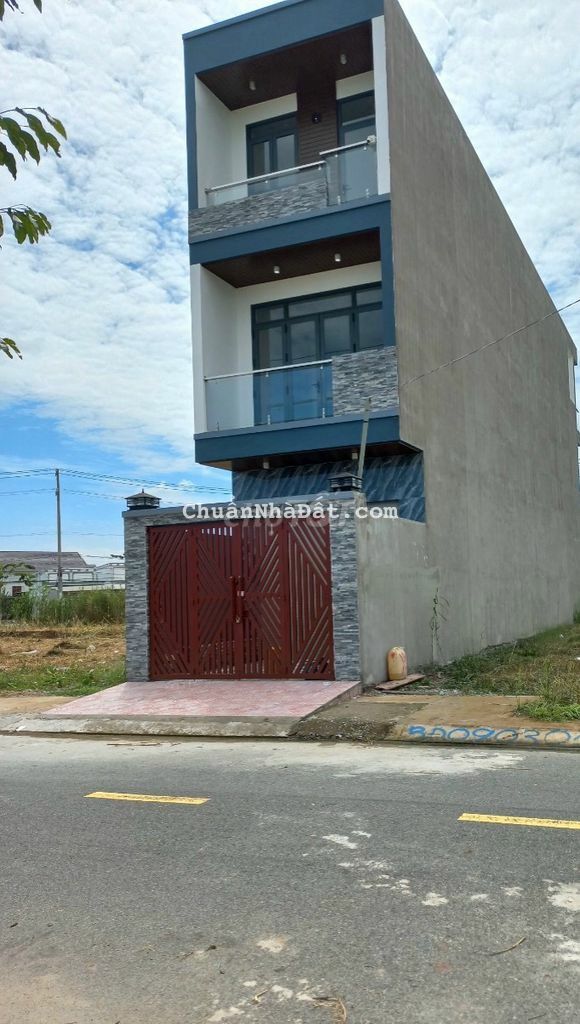 Sở hữu ngay nhà đẹp nằm trong khu dân cư Nam Phong Ecotow